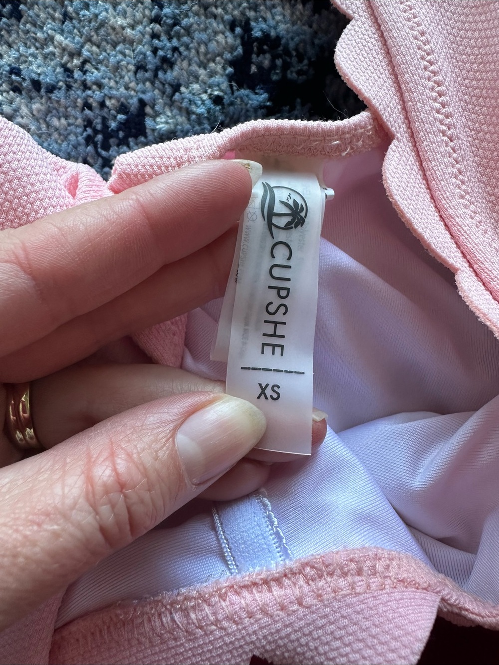 Cupsheo Pink Scalloped One-Piece Swimsuit-LIKE NEW! - Picture 2 of 5